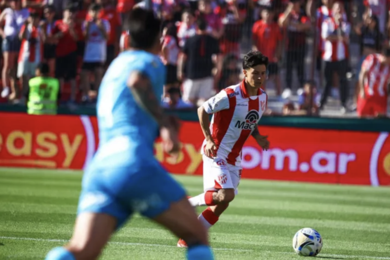 Instituto le ganó a Atlético Tucumán